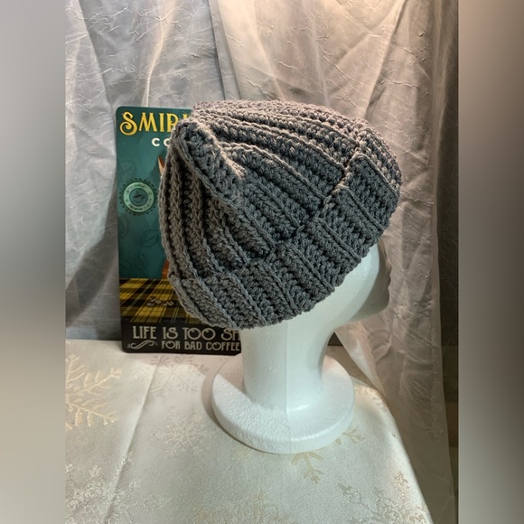 Handmade Gray Cat Beanie - Picture 4 of 6